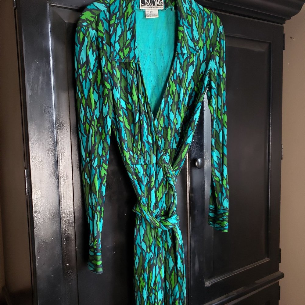 Diane Von Furstenberg Silk Wrap Dress 1990's Silk Jersey Abstract Print Vintage